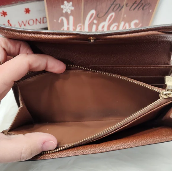 🤎 Vintage UC Louis Vuitton Authentic Leather Credit Card Wallet w/Coin Purse - Picture 11 of 16